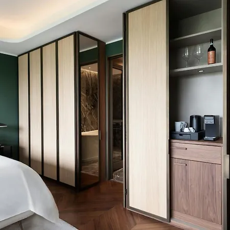 Sheraton 4* Como