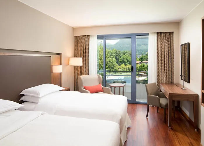 شيراتون بحيرة