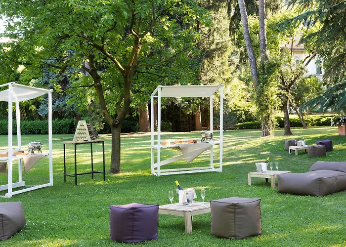 شيراتون بحيرة 4* كومو