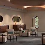 شيراتون بحيرة كومو