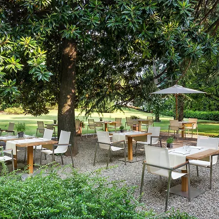 شيراتون بحيرة 4*