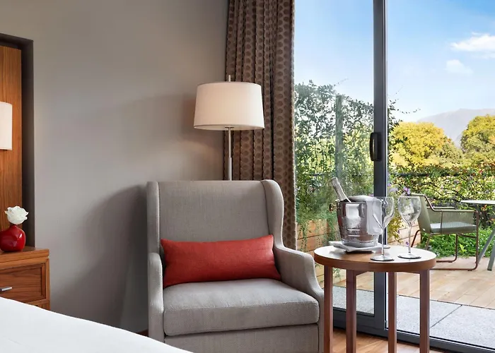 Отель Sheraton 4*